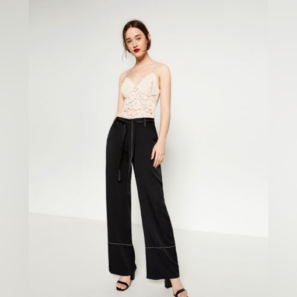 Zara lace bodysuit - Picture 1 of 6